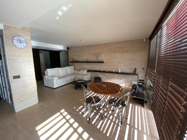 Amplio Ático en Playa den Bossa con vistas al mar, en primera linea de playa. photo 0