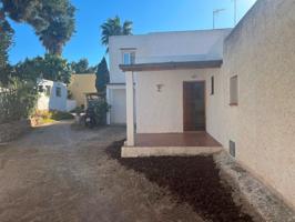 Adosado en Cala Tarida VERANO en una pequeña urbanización. photo 0