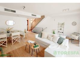 Increíble Casa De Tres Dormitorios Suite Con Jardín, Piscina Y Parking, A 2 Minutos De La Playa! Castelldefels photo 0