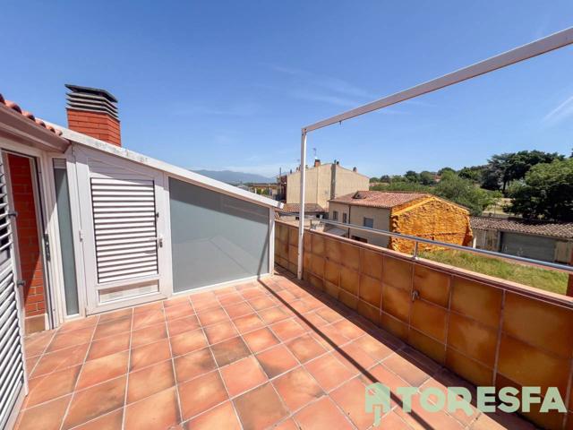 Acogedor Duplex De 2 Dormitorios Con Balcón Y Terraza En Santa Agnès de Malanyanes photo 0