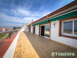 Increíble Ático De 5 Dormitorios, 150 m2 y GRAN Terraza En Granollers!! (opción de parking) photo 0