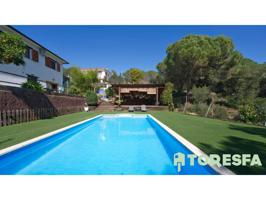 Torre en venta en Bigues photo 0