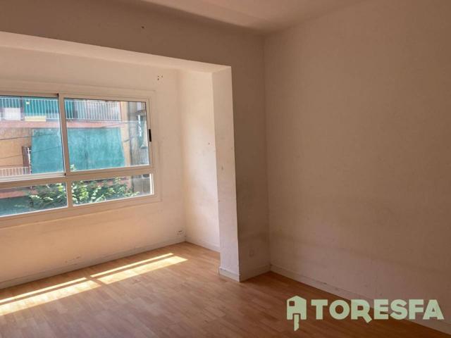 Piso en venta en Premià de Mar photo 0