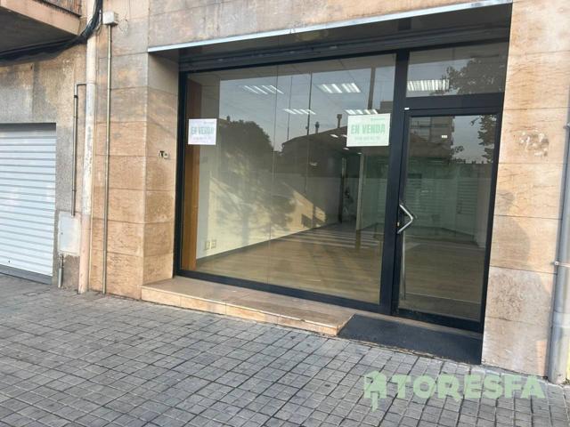 Local comercial en venta en el corazón de Granollers photo 0