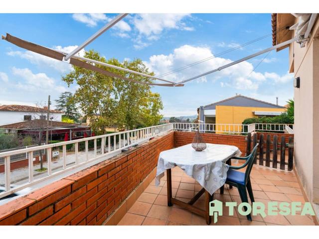 Piso en venta en L'Ametlla del Vallès photo 0