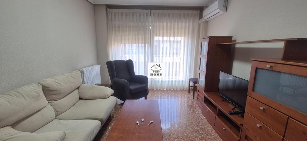 Se alquila piso photo 0