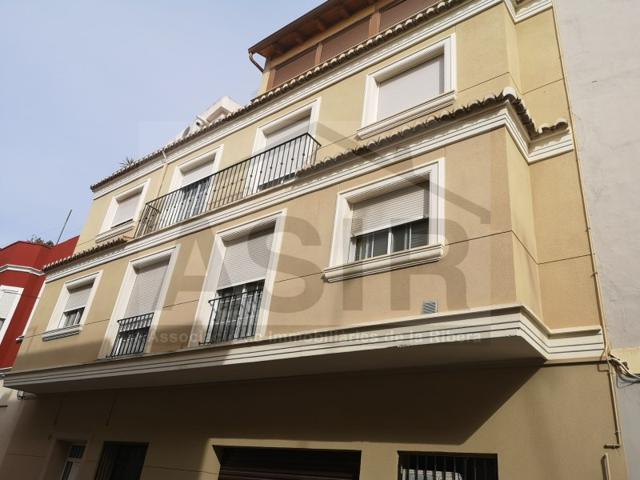 Casa En venta en Benito Perez Galdos, Alzira photo 0