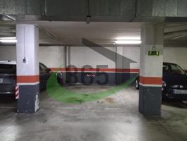 Plaza De Parking en venta en Leganés de 12 m2 photo 0