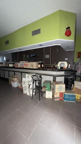 Local en venta en Leganés de 58 m2 photo 0