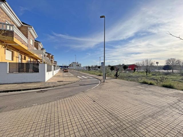 Terreno Urbanizable en Venta en VISTAHERMOSA Cáceres, Cáceres photo 0