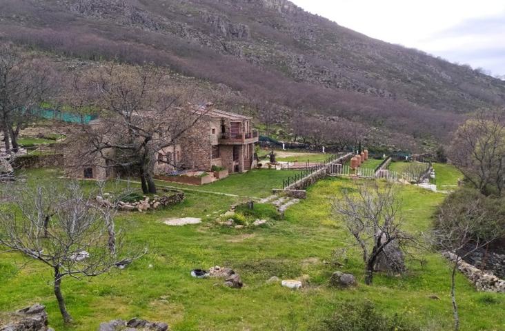 Casa Rural en Venta en BARDASQUILLO Montánchez, Cáceres photo 0