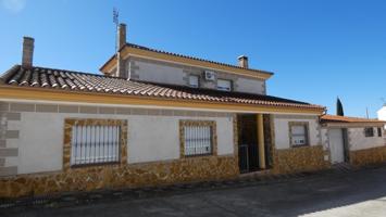 Casa en Venta en Aldea del Cano, Cáceres photo 0