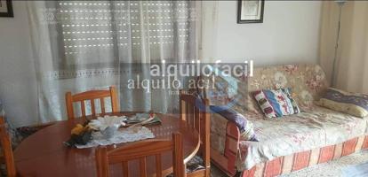 SE ALQUILA PISO PARA ESTUDIANTES- 4 DORMITORIOS-MENENDEZ PIDAL- 900€ photo 0