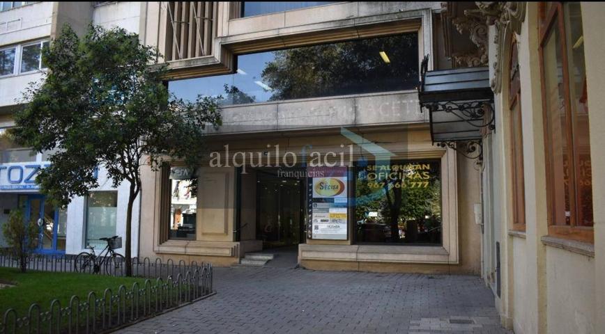 Se alquilan oficinas en plaza del altozano photo 0