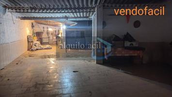 SE VENDE CASA EN CASAS DE JUAN NUÑEZ DE 5 HABITACIONES Y 2 BAÑOS Y PATIO DE 300 METROS POR 119000€ photo 0