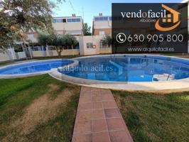 SE VENDE ADOSADO ZONA NUEVOS JUZGADOS DE 6 DORMITORIOS POR 390000€ photo 0