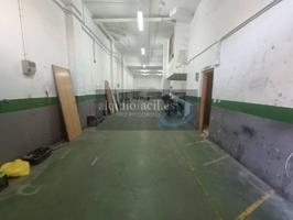 SE ALQUILA LOCAL CON VADO EN C- HELLIN DE 225 METROS POR 1500€ photo 0