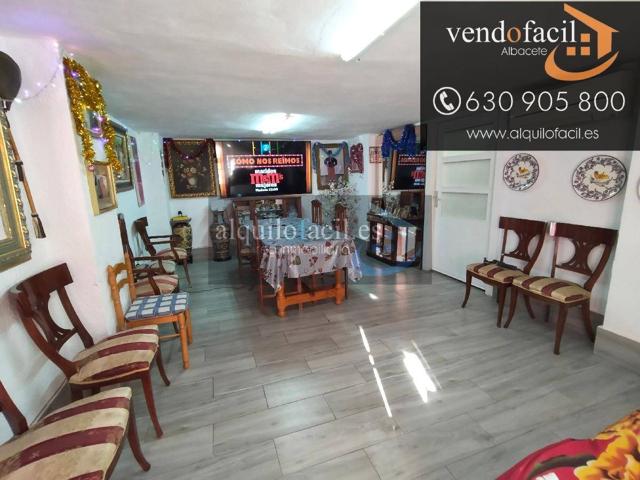 SE VENDE DUPLEX EN ZONA HOSPITAL DE 3 HABITACIONES Y 2 SALONES POR 120000€ photo 0