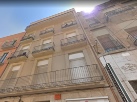 Edificio en venta en Figueres de 850 m2 photo 0
