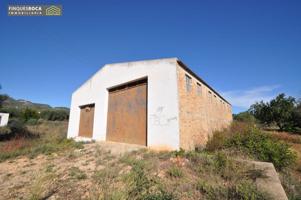 Nave de 280 m2 de la zona de Johnny Montañés, para almacenaje con luz y agua photo 0