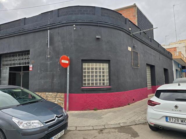 En Alquiler, Restaurante de 240 m2, en el centro de Amposta photo 0