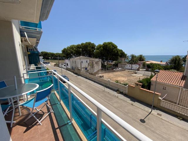Piso de 2 habitaciones con vistas al mar y piscina photo 0