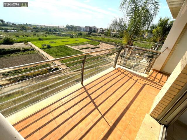 Piso de ·3 Dormitorios, 2 Baños, Cocina Independiente, Comedor, Terraza de 9 m2 y Orientacion Sur photo 0