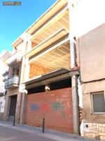 Casa a reformar en el centro de Santa Bàrbara con 424m2 photo 0