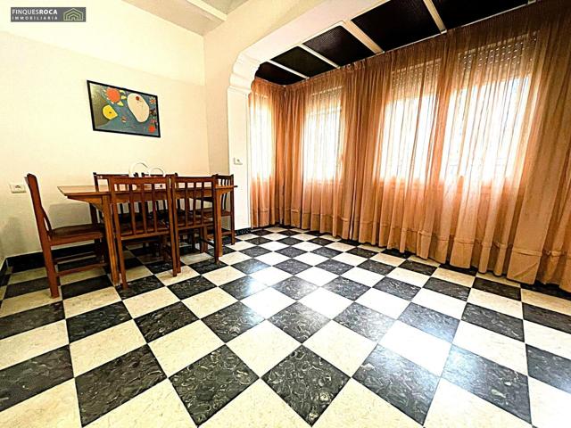 PISO EN EL CENTRO DE LA RAPITA DE 2 HABITACIONES photo 0