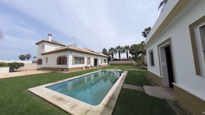 Casa-Chalet en Venta en Dos Hermanas Sevilla MONTEQUINTO photo 0