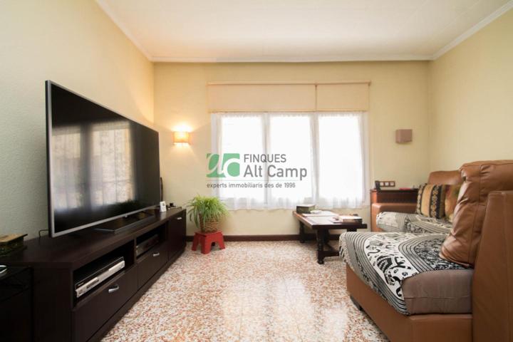 CASA EN VENTA EN CABRA DEL CAMP photo 0