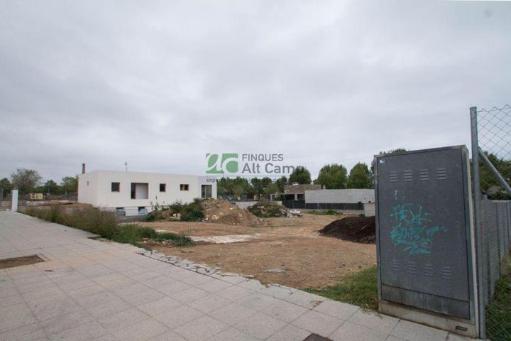 TERRENY URBÀ DE 515 M2 EN VENDA A LA BÒBILA DE CAMBRILS photo 0