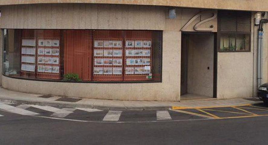 Plaza de garaje en venta en Cabrerizos photo 0