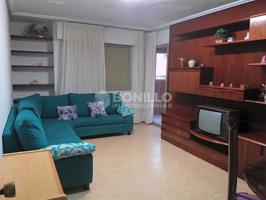 Piso en alquiler en Teruel de 100 m2 photo 0