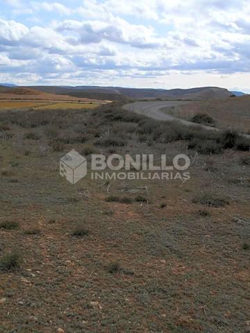 Terreno en venta en Teruel de 4600 m2 photo 0