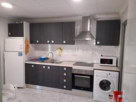 PLANTA BAJA CON PATIO Y BARBACOA EN UTRILLAS photo 0