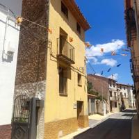 CASA CON ENCANTO JUNTO A LA PLAZA DEL PUEBLO photo 0