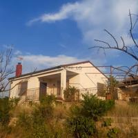 DOS CASAS DE CAMPO EN CTRA. DE CASTRALVO EN UN MISMO TERRENO CON MUCHAS POSIBILIDADES photo 0
