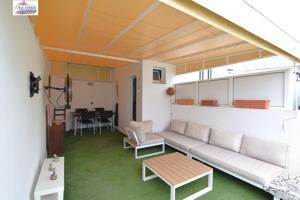 ¡¡OPORTUNIDAD!! Se vende magnifico piso con terraza que ocupa toda la azotea, y con plaza de garaje incluida en el precio. photo 0