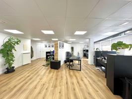Oficina en venta en Palma de 125 m2 photo 0
