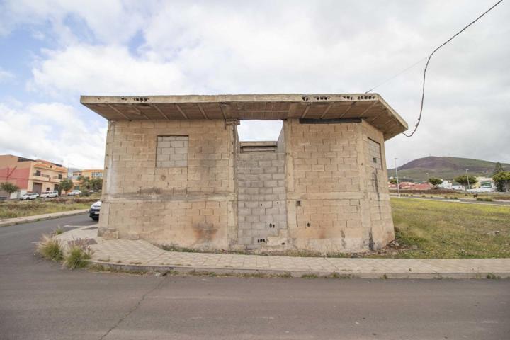 Terreno con edificación en estructura photo 0