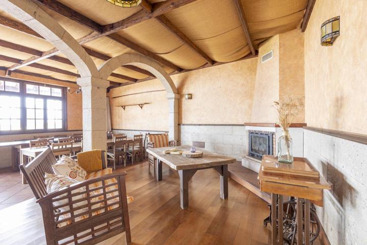 ¡FINCA CON TRES EDIFICACIONES, UNA OPOTUNIDAD ÚNICA EN LA OROTAVA!. photo 0