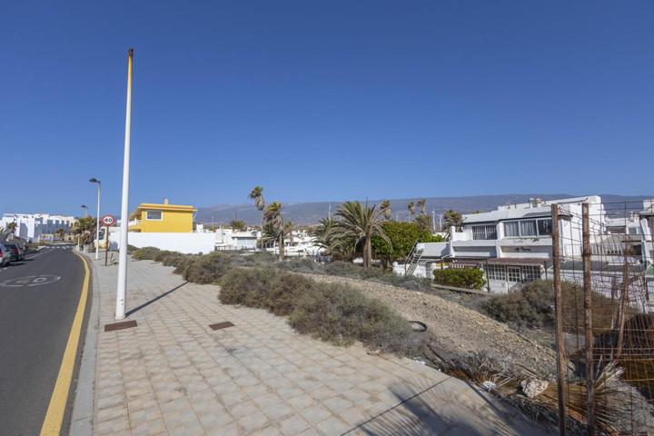 Te presentamos este excepcional solar urbano photo 0