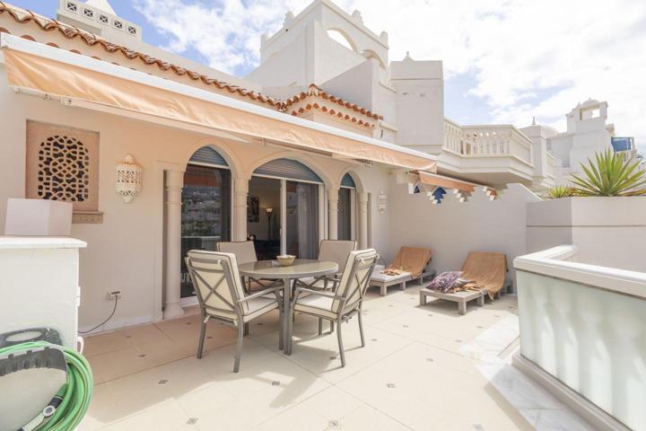 Vivienda con amplia terraza. photo 0