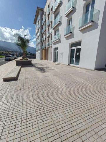 Impulsa Tu Negocio en La Orotava: Local Comercial a Estrenar y Personalizable en El Mayorazgo photo 0
