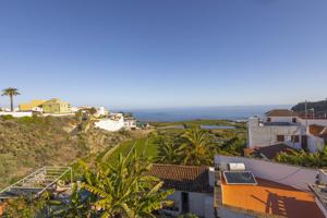 Casa Terrera con Encanto, Vistas Espectaculares y Potencial Infinito photo 0