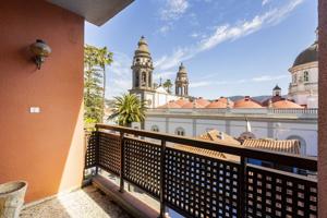 ¡Vive en el corazón histórico de La Laguna con vistas a la Catedral! photo 0