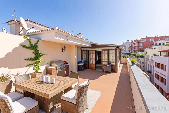 ¡Ático con amplia terraza y vistas espectaculares en el corazón de Puerto de la Cruz! Ideal para reformar y crear el hogar de tus sueños con garaje in photo 0