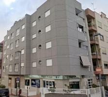 Descubre Tu Hogar Familiar Ideal en el Corazón de la Ciudad photo 0