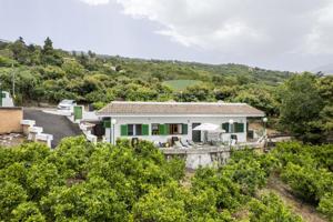 Finca con alma, frutales y vistas 360º en La Orotava (La Cabezada) photo 0